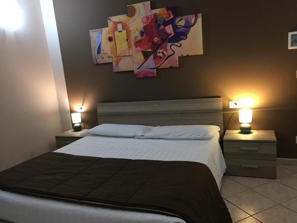 Ded 2 Only Sleep Bagno Privato Διαμέρισμα Πάρμα Εξωτερικό φωτογραφία
